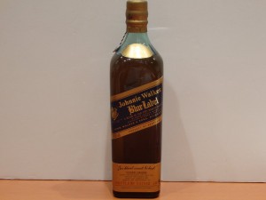 ｼﾞｮﾆｰｳｫｰｶｰ　ﾌﾞﾙｰﾗﾍﾞﾙ　750ml　43％