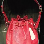 LOUIS　VUITTON　（ルイ・ヴィトン）　エピ　プチ・ノエ　M44107　店頭にて特価で販売中！theou(ザオウ)イオンモール姫路大津店　！ヴィトン　ルイヴィトン　ビトン　vuitton　Louis　Vuitton　特価でお買い得　☆兵庫県☆姫路市・加古川市・高砂市・広畑区・網干区・英賀保・飾磨区・太子町・たつの市・相生市・赤穂市・佐用町・山崎町