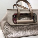 販売　リユースブランド　バッグ　ＬＯＥＷＥ　ロエベ　アナグラム　ＰＶＣレザー　 theou（ザオウ）姫路大津店　theou（ザオウ）イオンモール姫路大津店にて販売中☆　 貴金属・ブランド品・洋酒・中国酒・骨董品・コスメの買取も、やってるよ☆　 ～姫路市・高砂市・加古川市・たつの市・太子町・英賀保・山崎・相生市・赤穂市～ 　