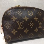 ☆リユースブランド/中古ブランド小物　LV ポシェット・コスメティック　M24350　　theou（ザオウ）イオンモール姫路大津店にて販売中☆　貴金属・ブランド品・洋酒・中国酒・骨董品・コスメの買取も、やってるよ☆　 ～姫路市・高砂市・加古川市・たつの市・太子町・英賀保・山崎・相生市・赤穂市～