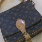 斜め掛けOK！「LOUIS　VUITTON」カルトシエールM51253リュース品（中古）販売中！イオンスーパーセンターザオウ（theou）十和田店☆五戸町・六戸町・おいらせ町～