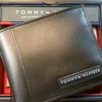 TOMMY　HILFIGER（トミーヒルフィガー）二つ折り財布販売中してます！イオンスーパーセンター十和田店（theou・ザオウ）☆十和田市・五戸町・六戸町～