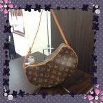 LOUIS VUITTON【ルイ・ヴィトン】モノグラム ポシェット・クロワッサン M51510 （リユース品）販売中!!theou十和田店☆むつ市・七戸町・野辺地町・横浜町～